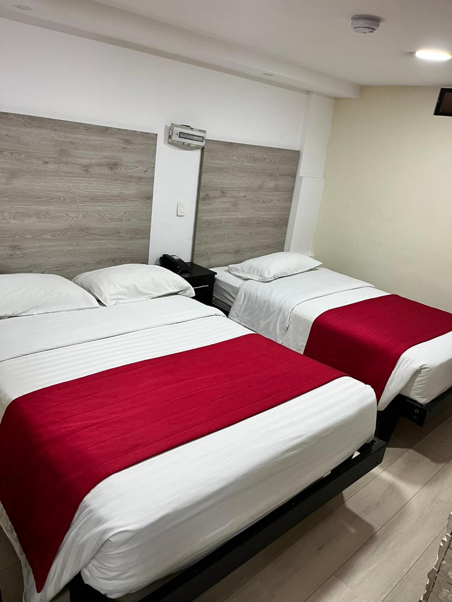 Hotel Imperial Ambato Exterior foto